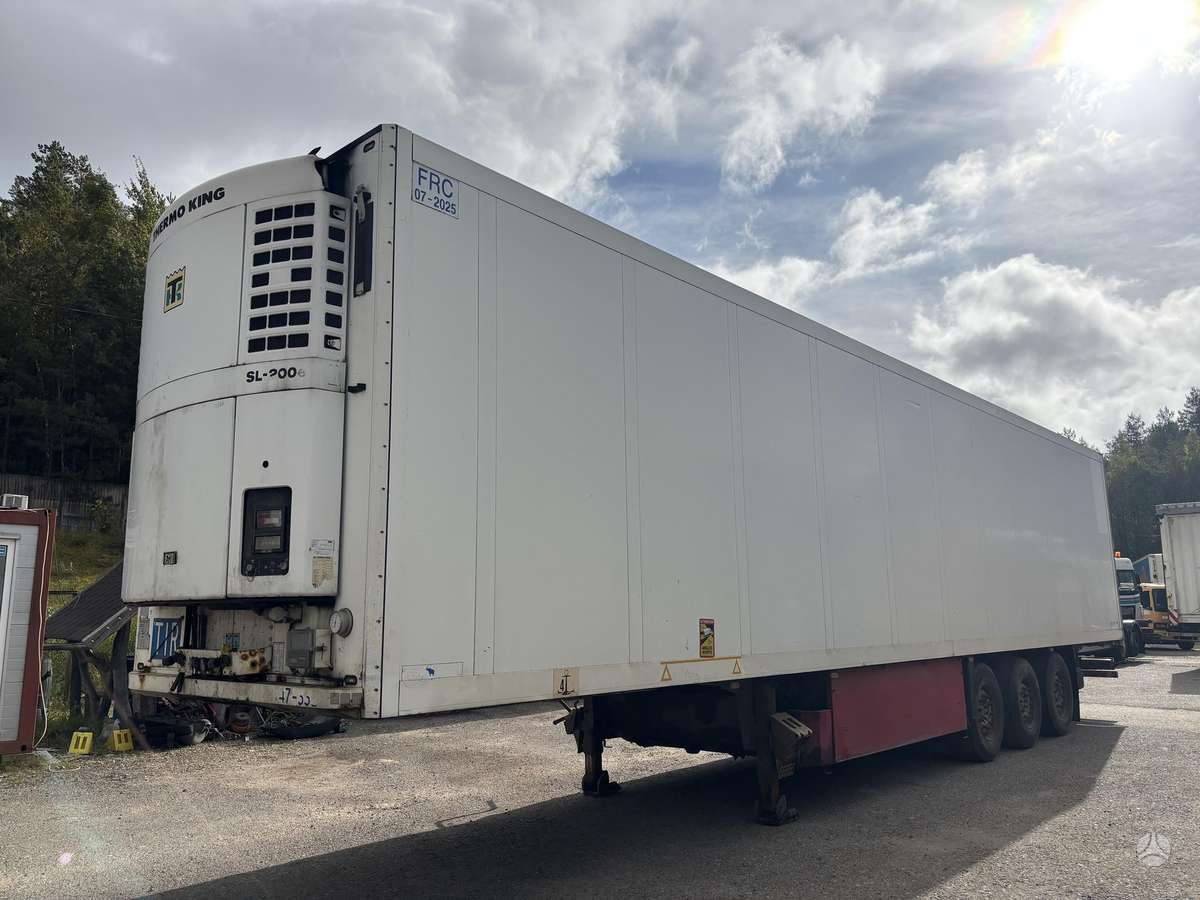 Schmitz Thermo King SL200e, refrigerated