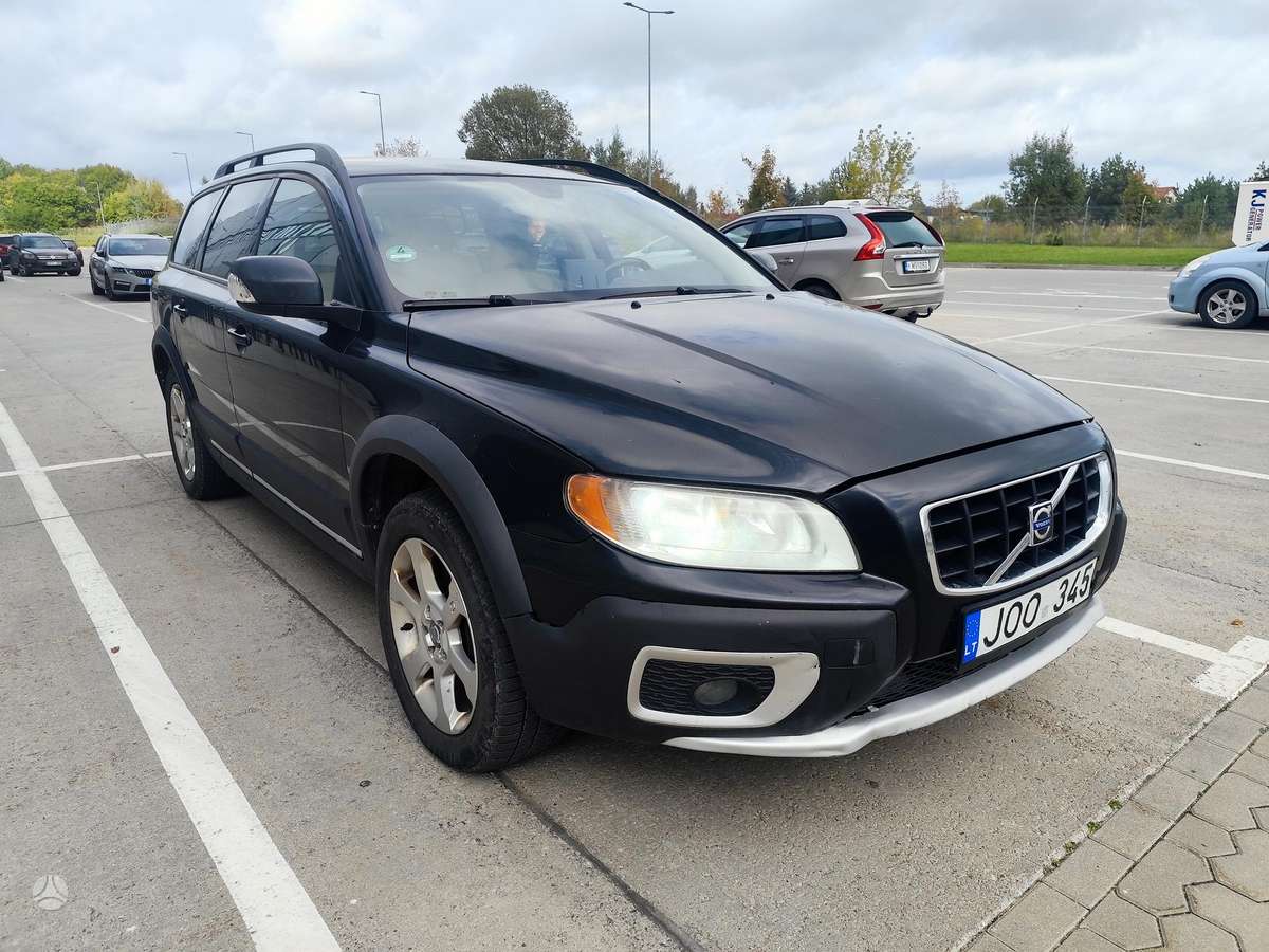 Volvo XC70, 2.4 l., wagon