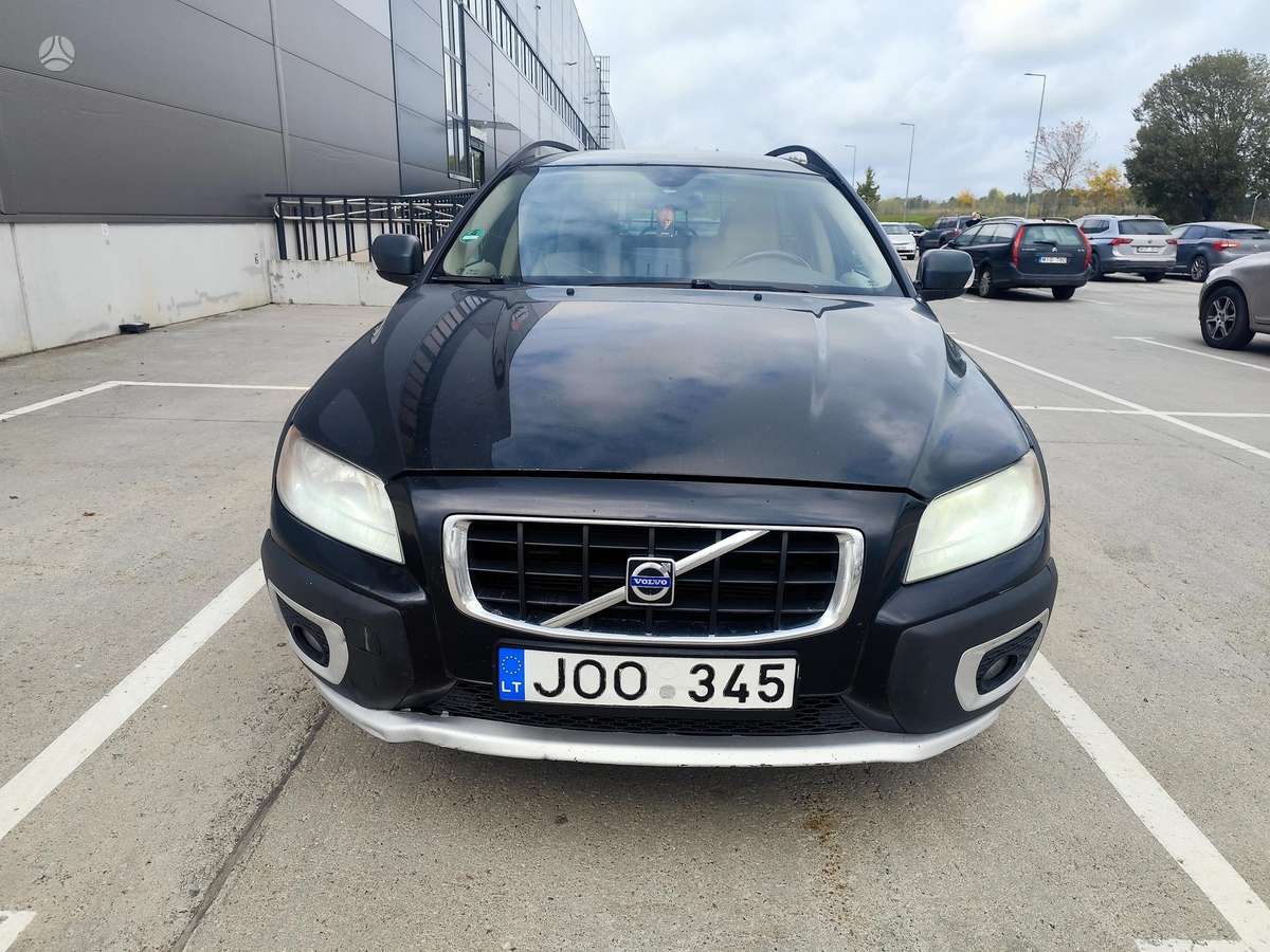 Volvo XC70, 2.4 l., wagon