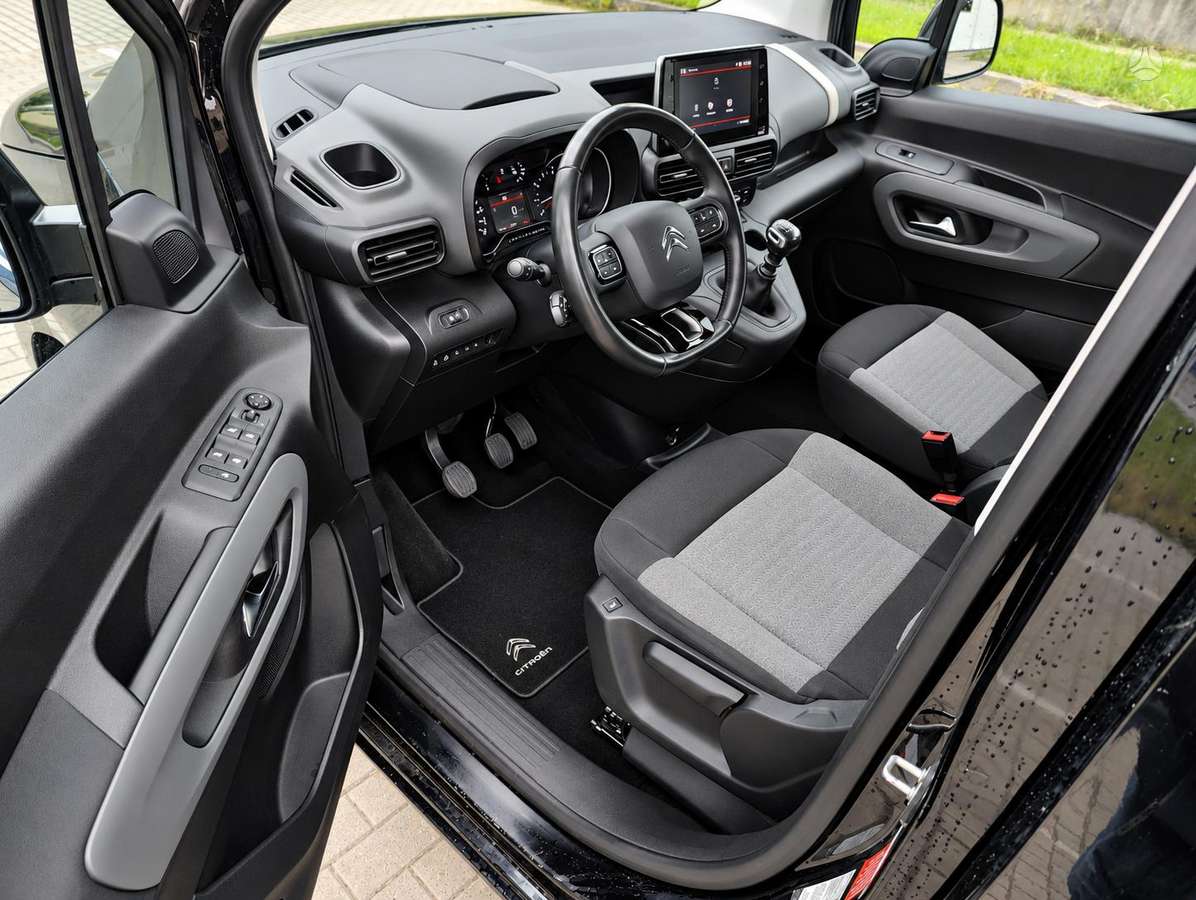 Citroen Berlingo, 1.2 l., Минивэн