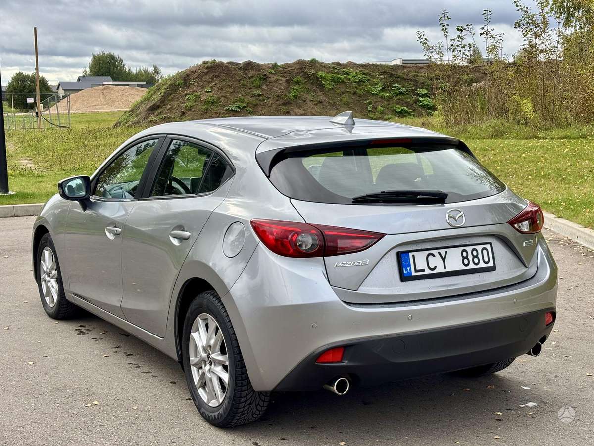 Mazda 3, 2.2 l., Хэтчбек