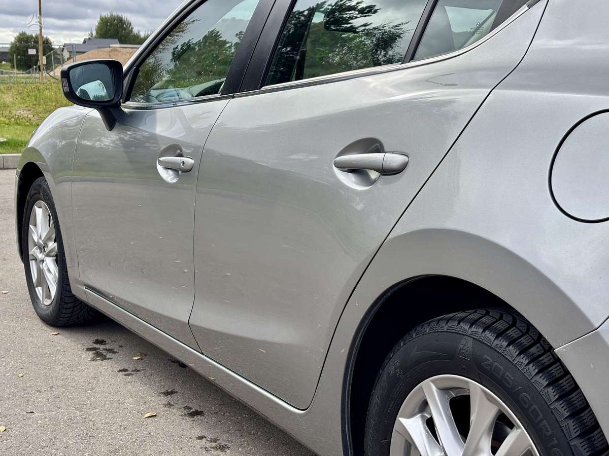 Mazda 3, 2.2 l., Хэтчбек