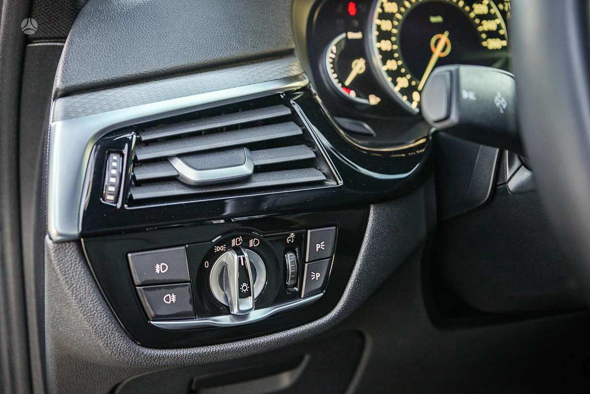 BMW 520, 2.0 l., universalas