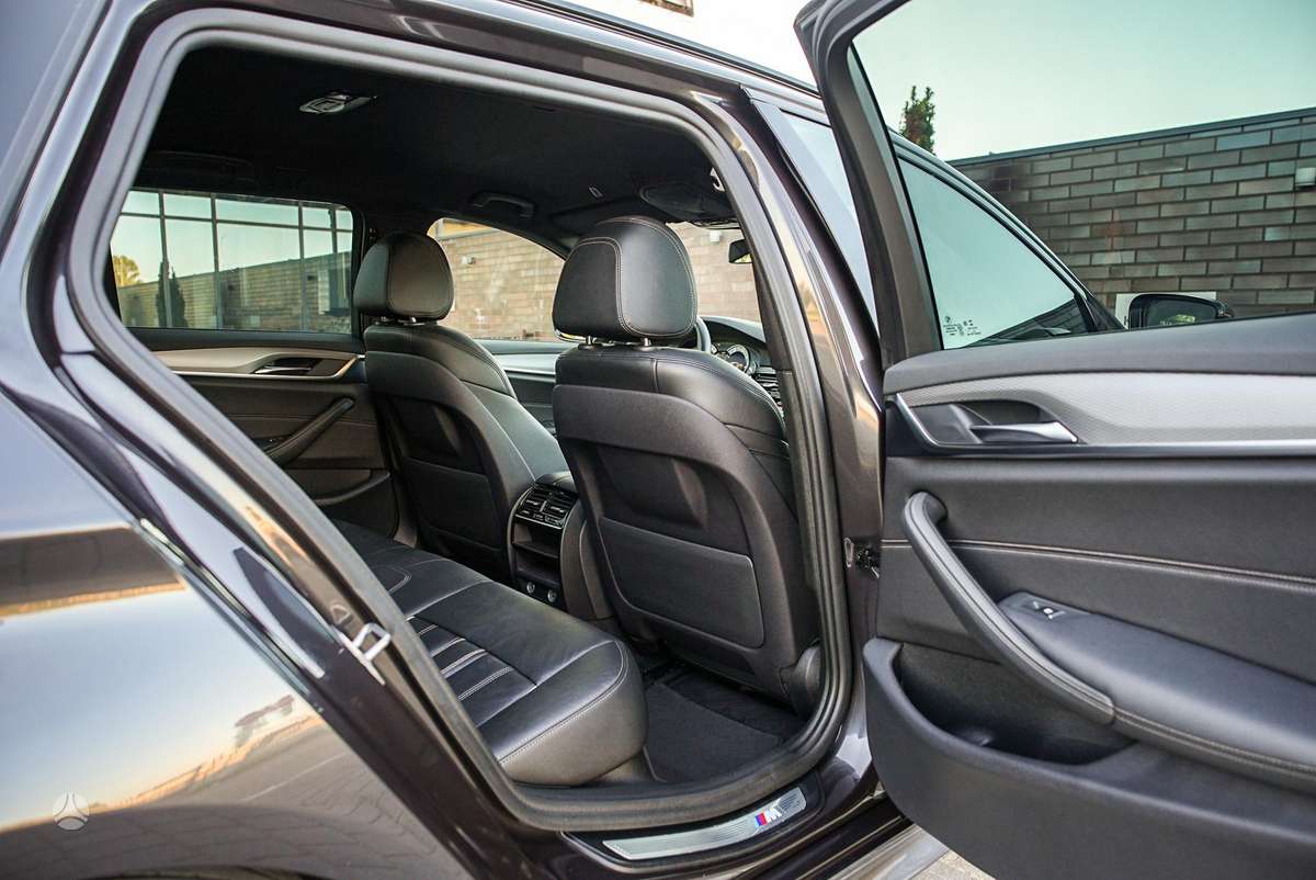 BMW 520, 2.0 l., wagon