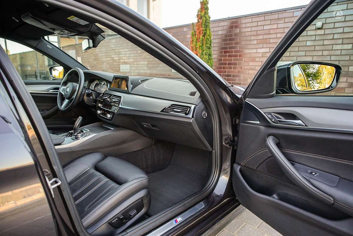BMW 520, 2.0 l., wagon
