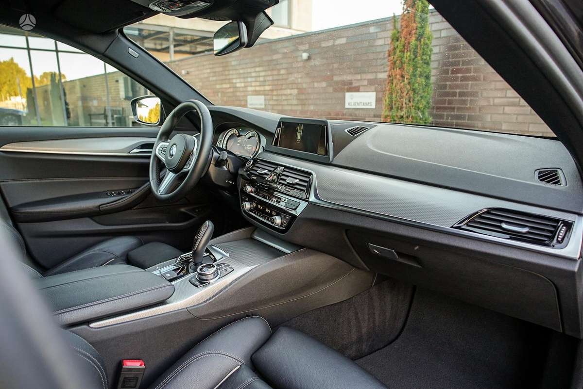 BMW 520, 2.0 l., wagon