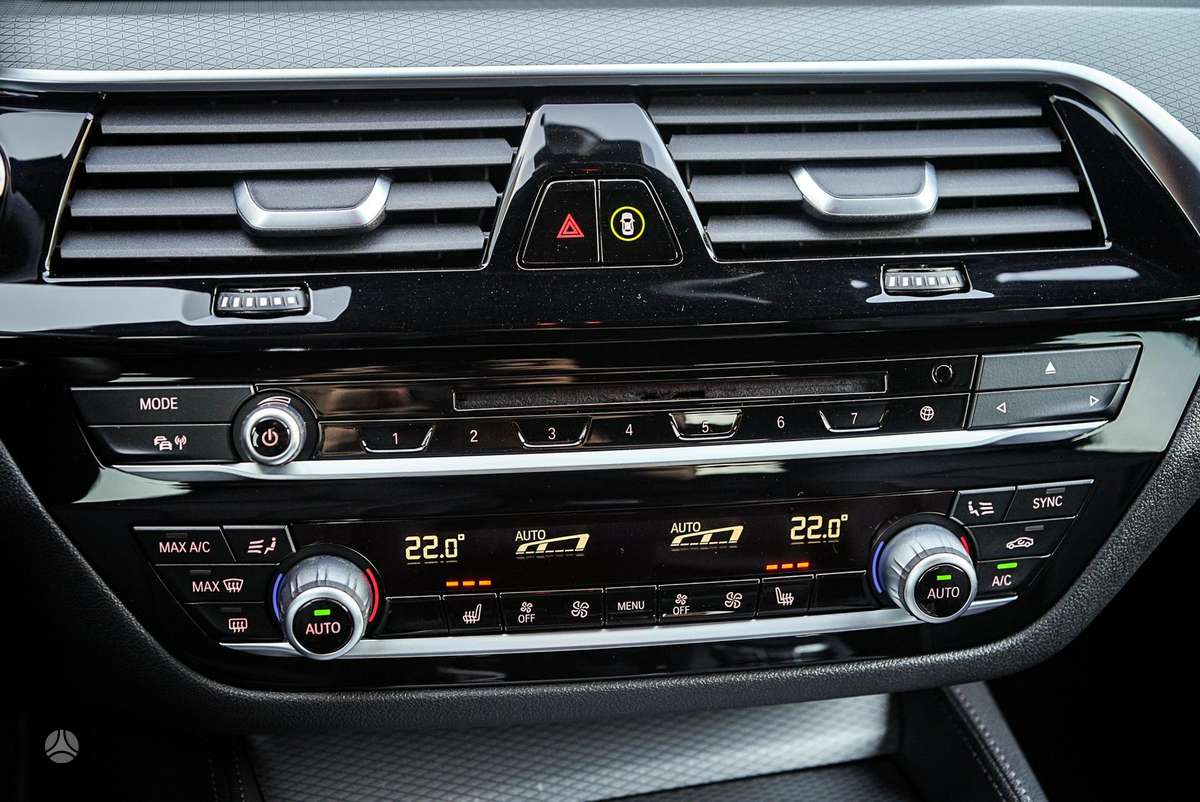 BMW 520, 2.0 l., universalas
