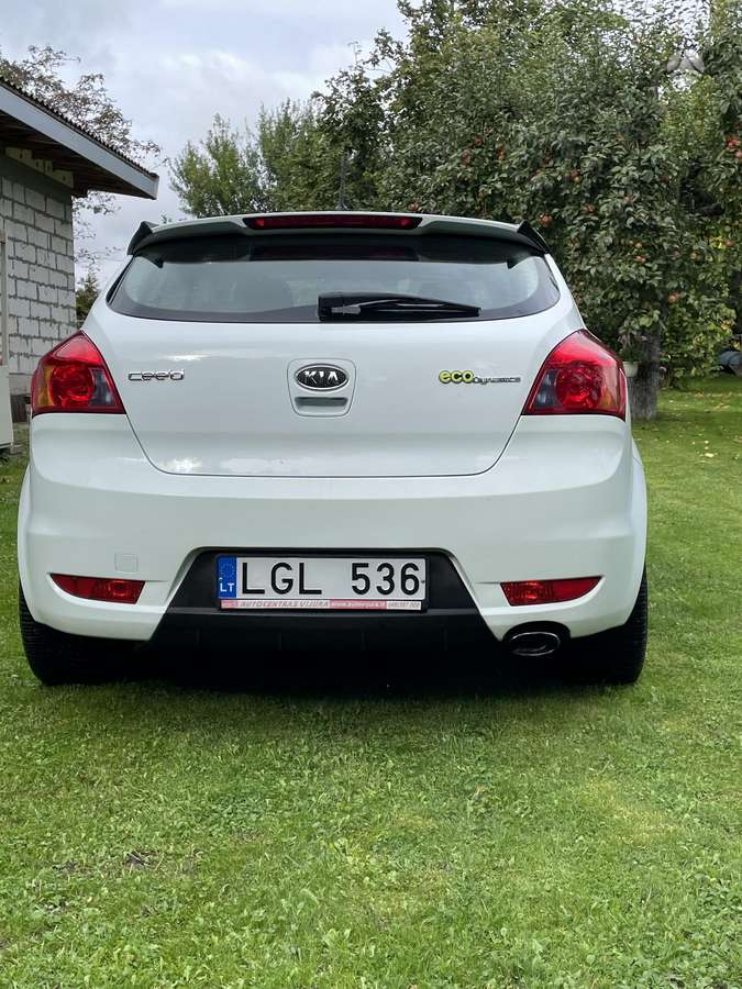 Kia Ceed, 1.6 l., Хэтчбек