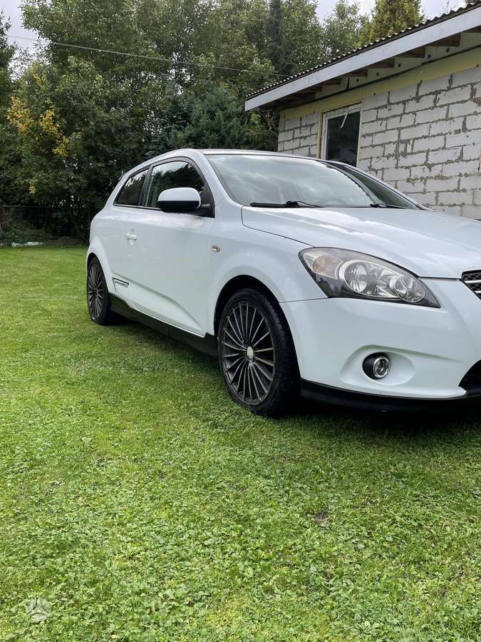 Kia Ceed, 1.6 l., Хэтчбек