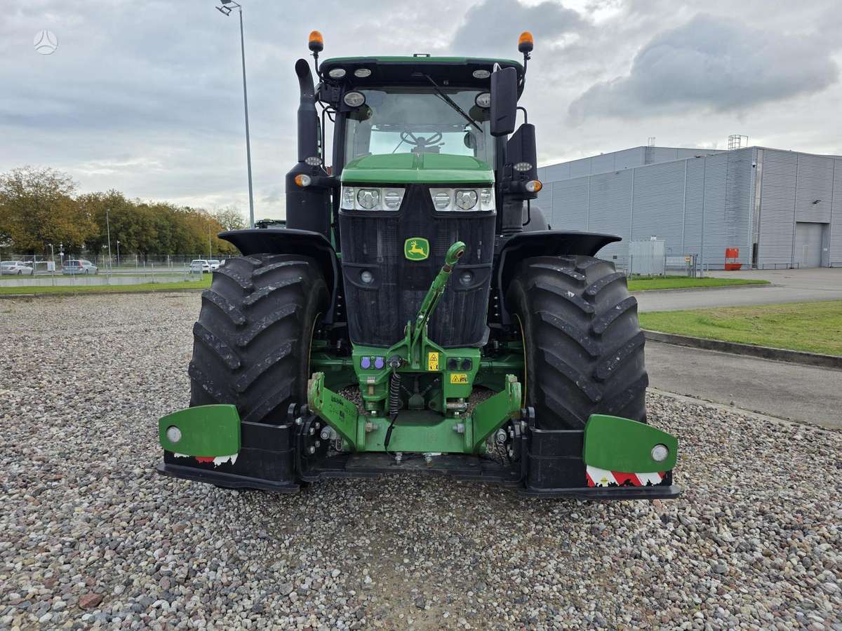 John Deere 7290R, tractors