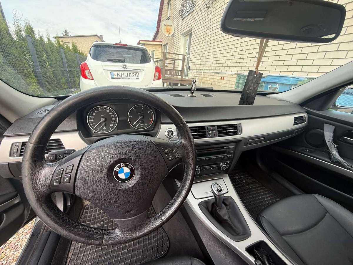 BMW 320, 2.0 l., Универсал