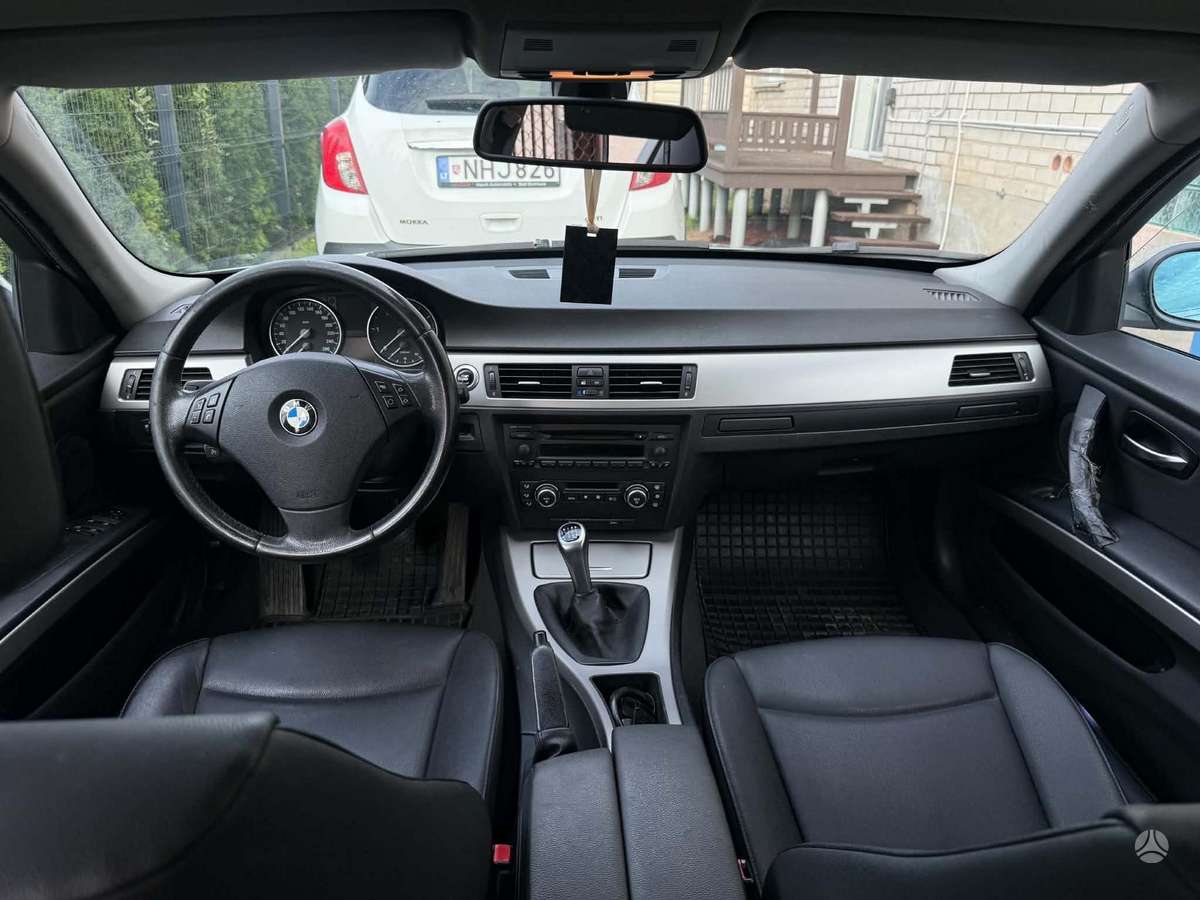 BMW 320, 2.0 l., wagon