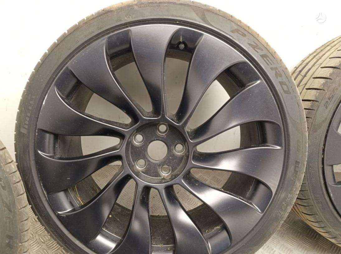 TESLA MODEL Y PERFORMANCE R21, lengvojo lydinio, R21
