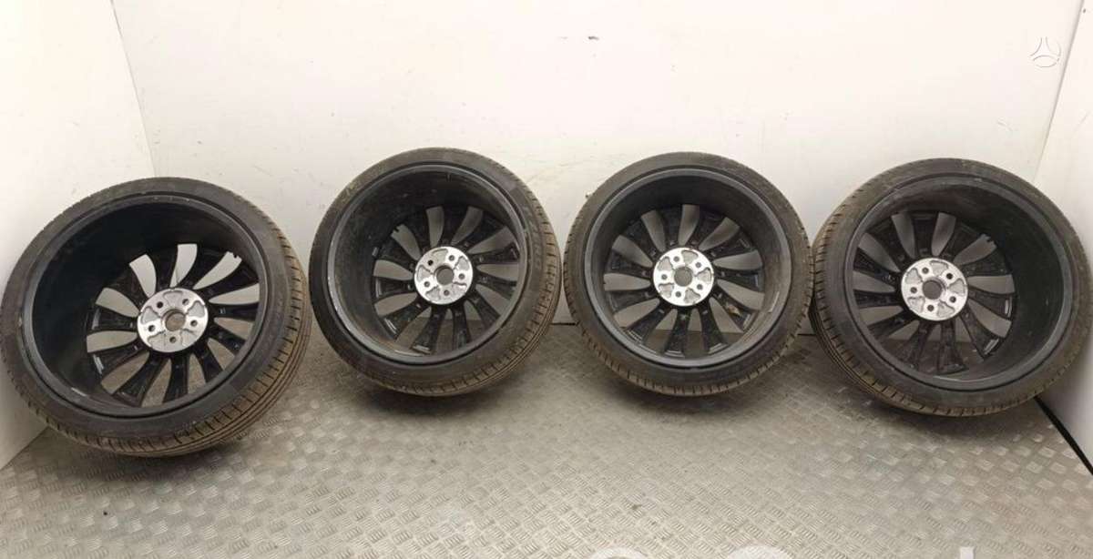 TESLA MODEL Y PERFORMANCE R21, lengvojo lydinio, R21