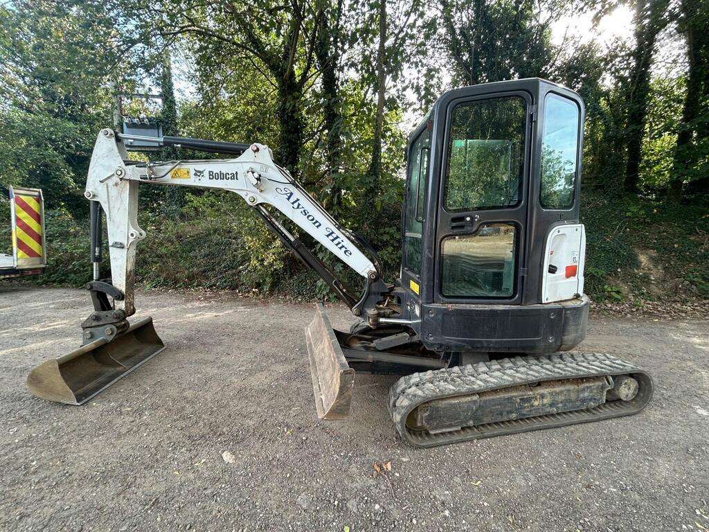 Bobcat E35, ekskavatoriai
