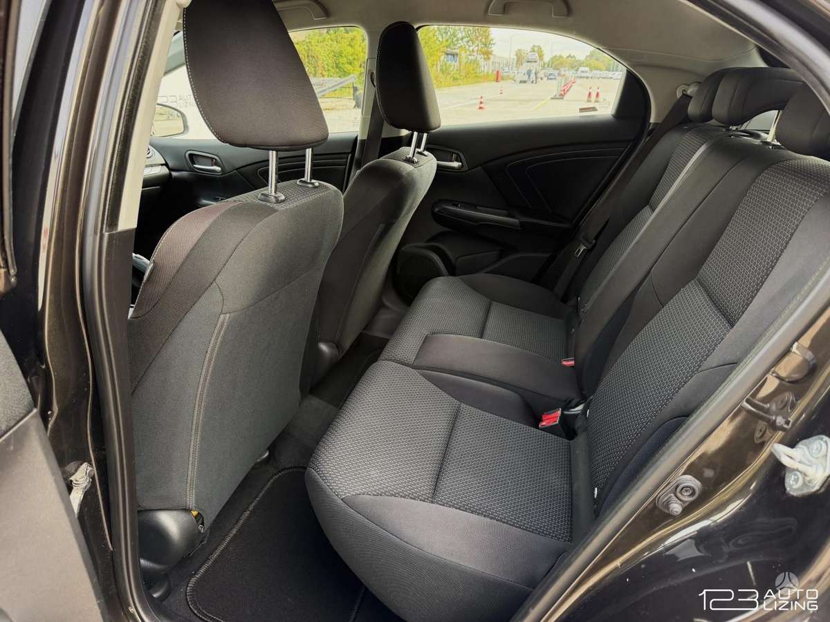 Honda Civic, 1.6 l., hatchback