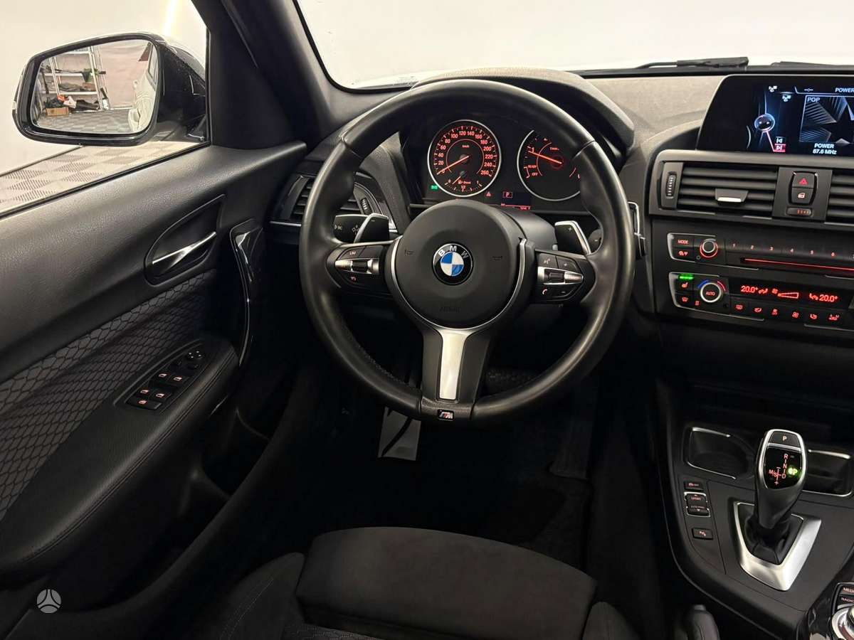 BMW 120, 2.0 l., Хэтчбек