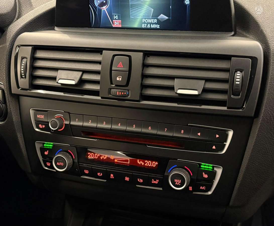BMW 120, 2.0 l., Хэтчбек