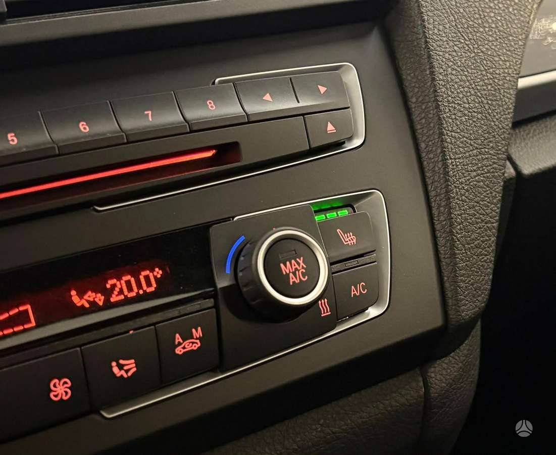 BMW 120, 2.0 l., hatchback