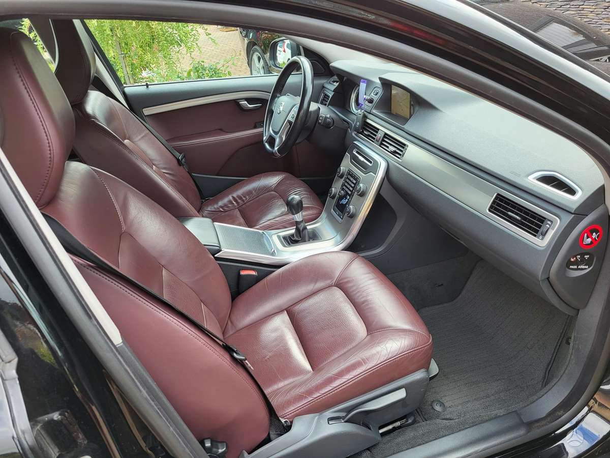 Volvo V70, 2.0 l., universalas
