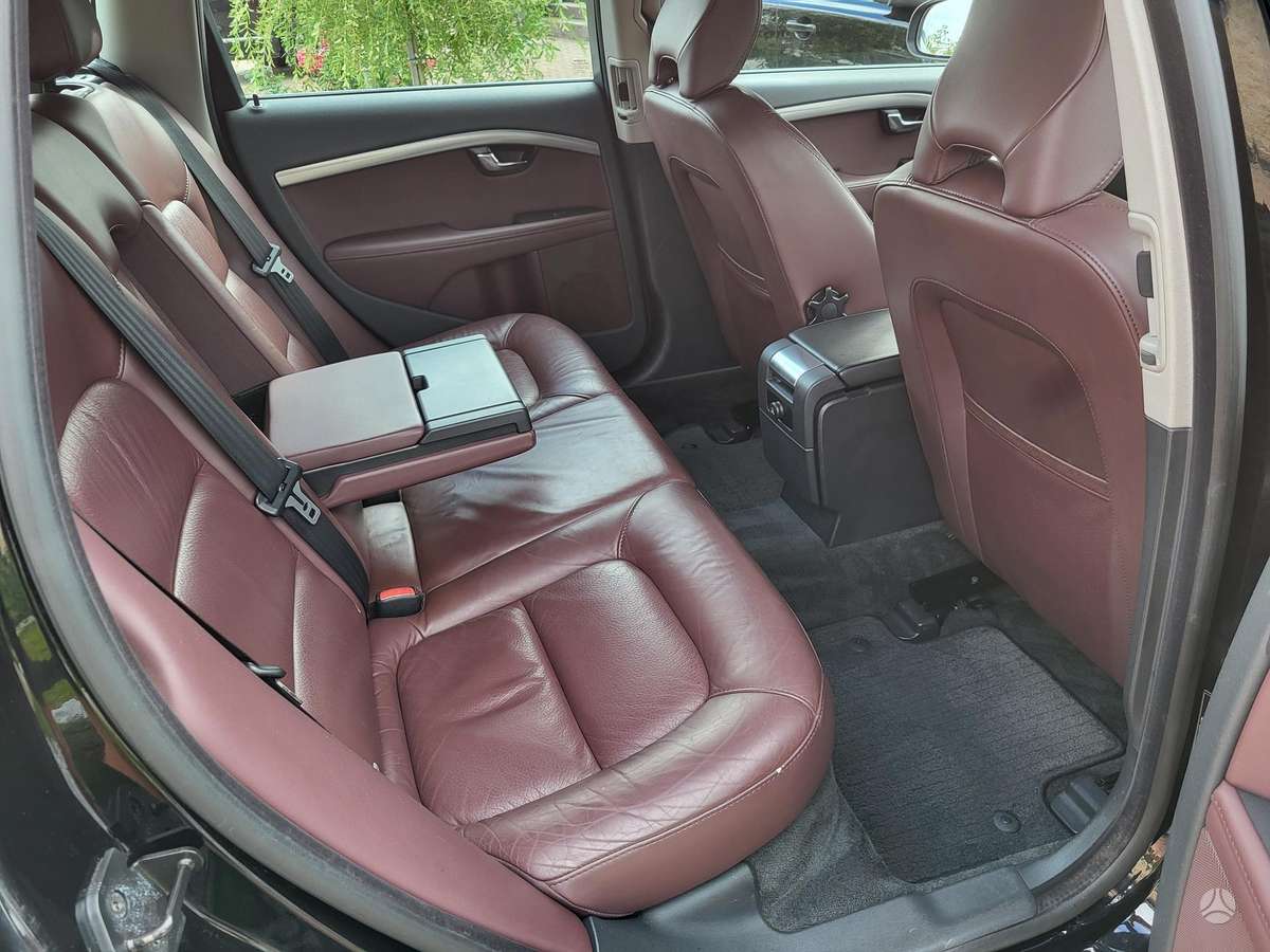 Volvo V70, 2.0 l., universalas