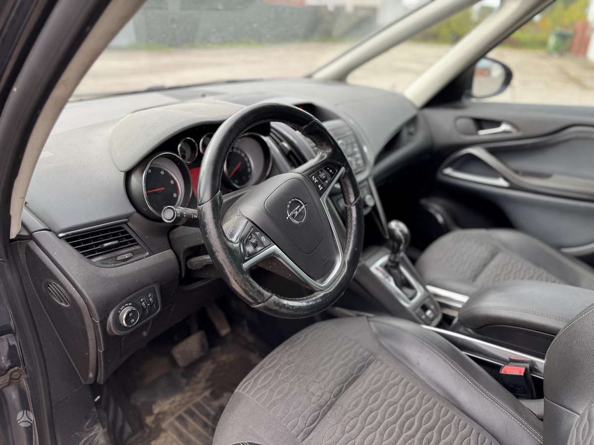 Opel Zafira, A20DTH