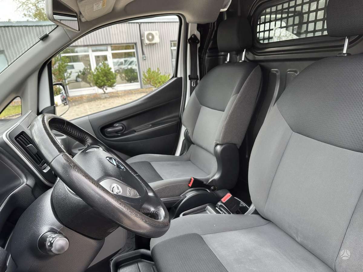 Nissan e-NV200, komercinis