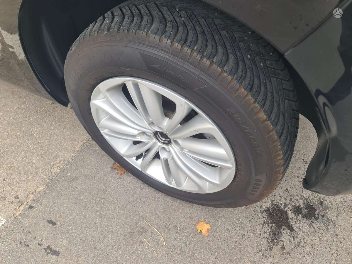 Citroen DS4, 1.6 l., hatchback