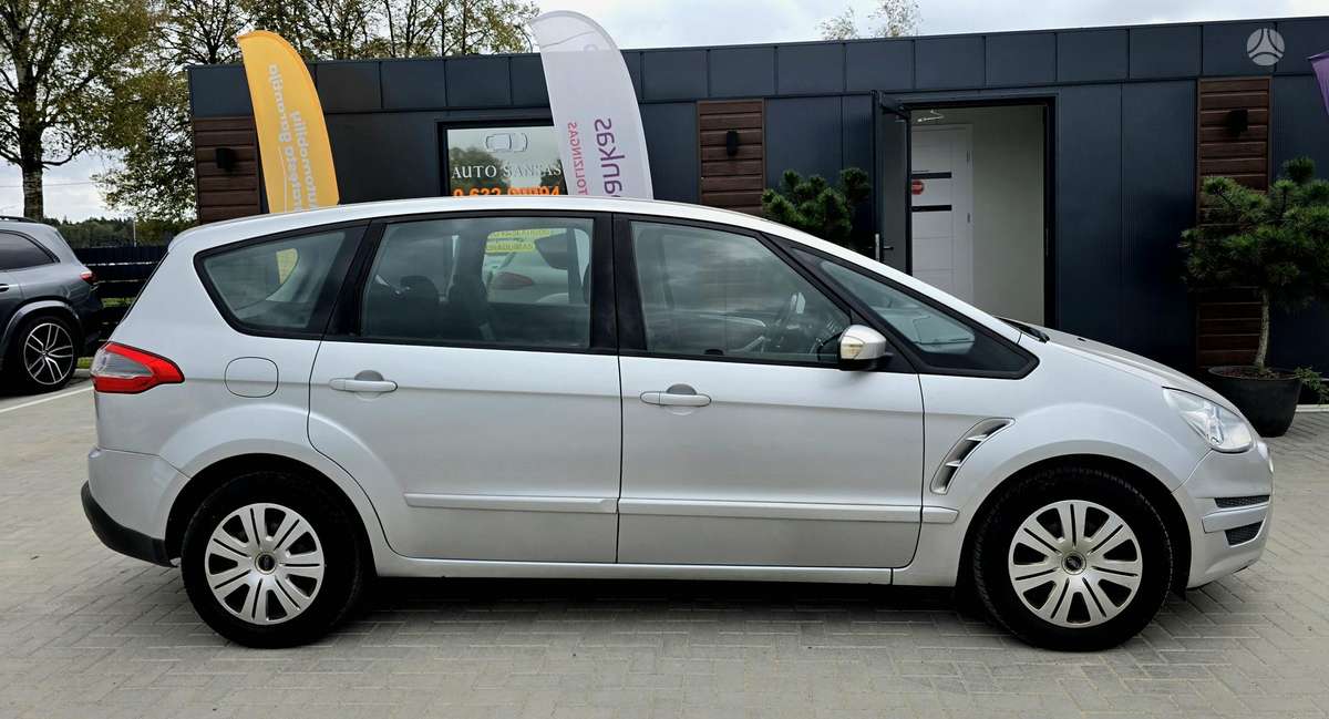 Ford S-MAX 2011 — photo 6
