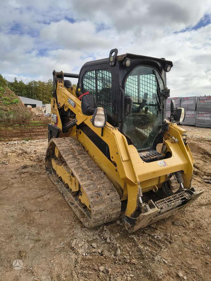 Caterpillar 259D3, mini krautuvai