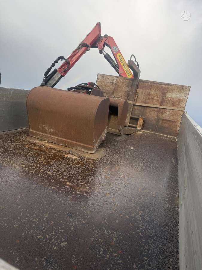 Scania P94/260, dumpers with crane