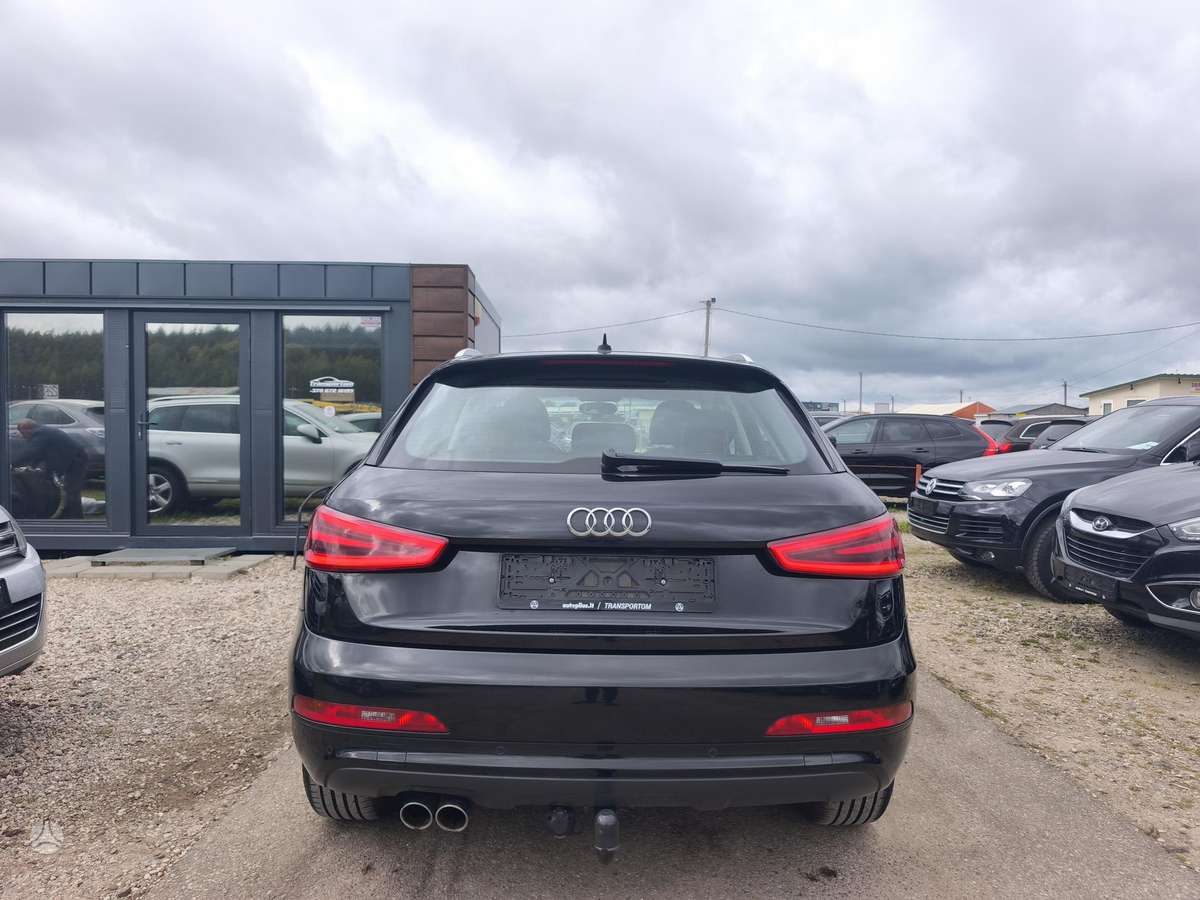 Audi Q3, 2.0 l., Внедорожник / Кроссовер