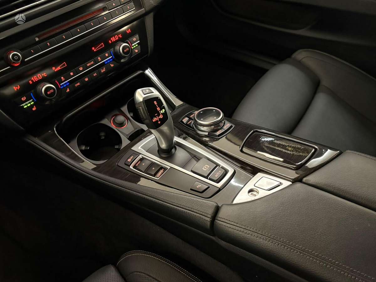 BMW 520, 2.0 l., wagon