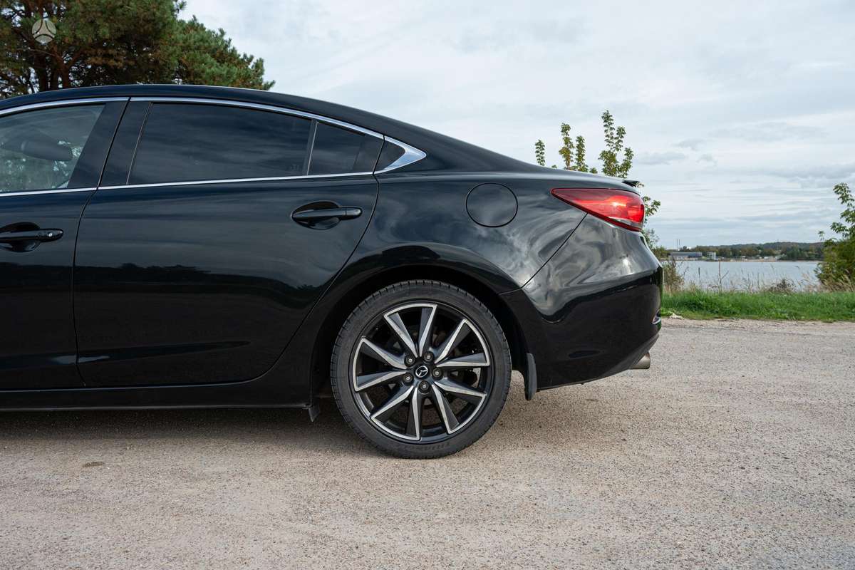Mazda 6, 2.5 l., saloon / sedan