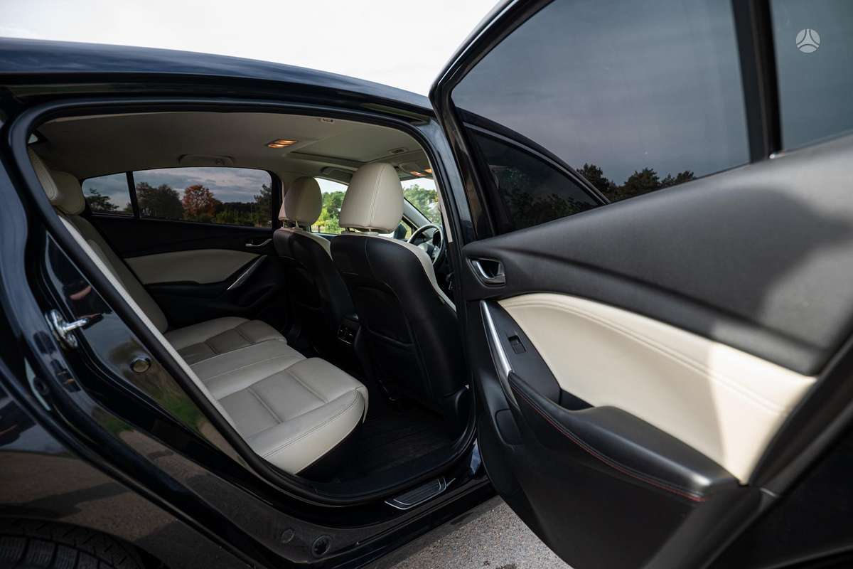 Mazda 6, 2.5 l., Седан