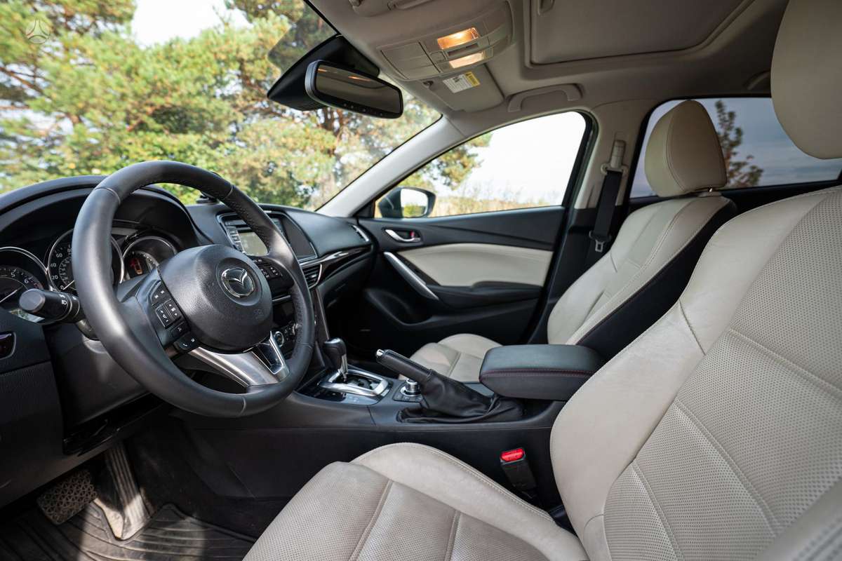 Mazda 6, 2.5 l., Седан