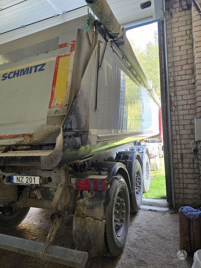 Schmitz Cargobull, savivartės
