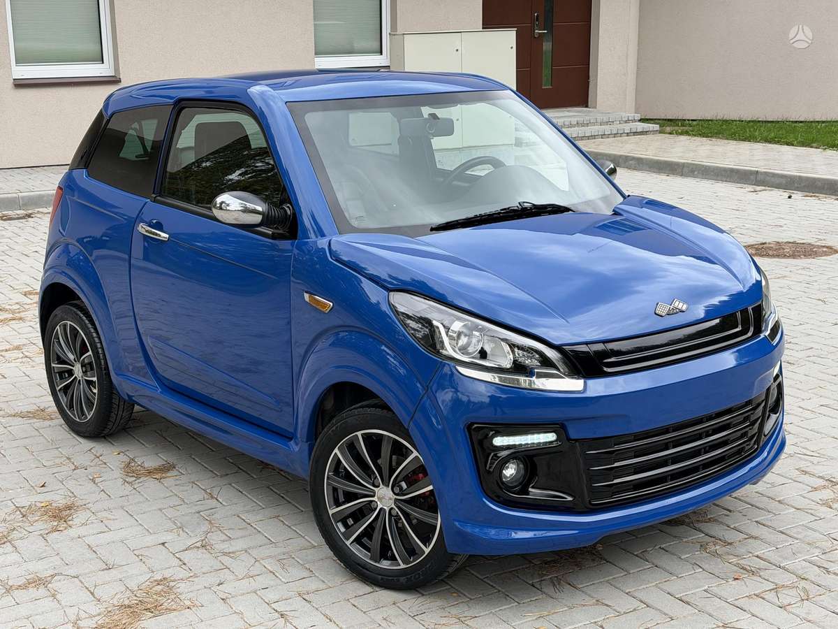 Ligier JS50, 0.5 l., hatchback