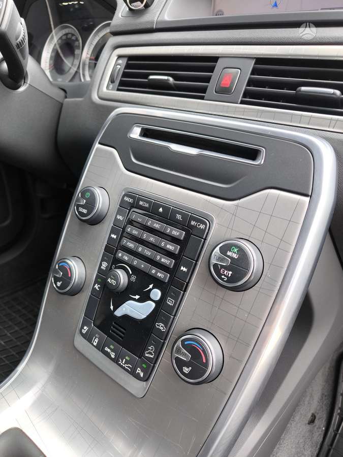 Volvo XC70, 2.4 l., universalas