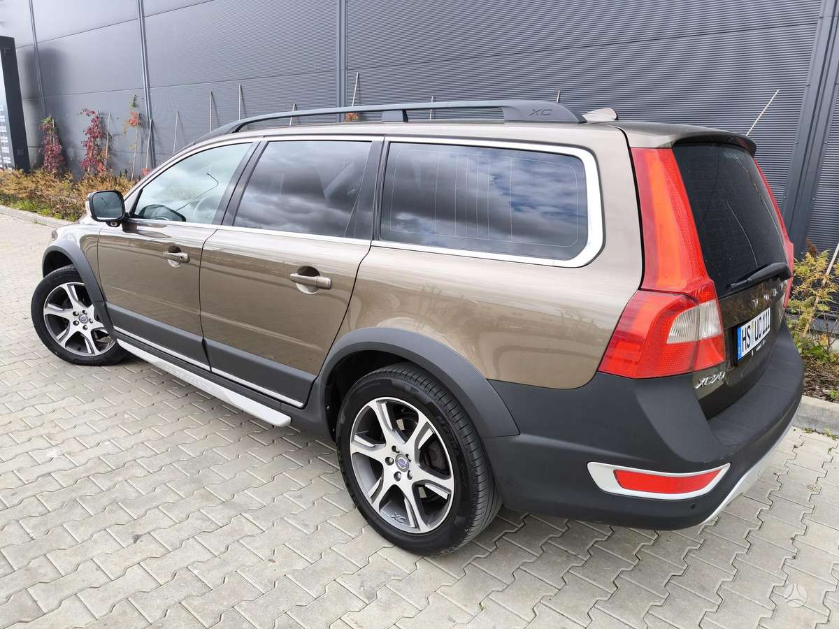 Volvo XC70, 2.4 l., Универсал