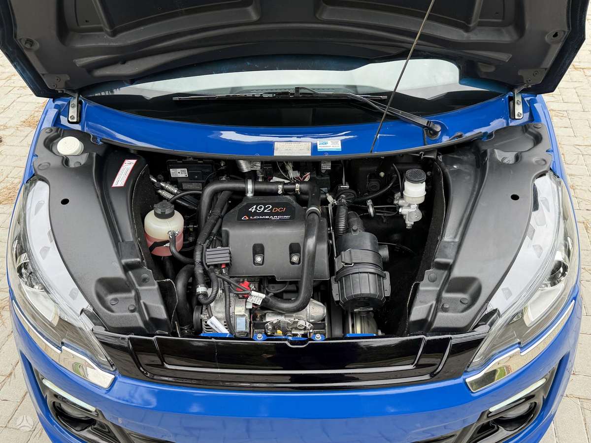 Ligier JS50, 0.5 l., hečbekas