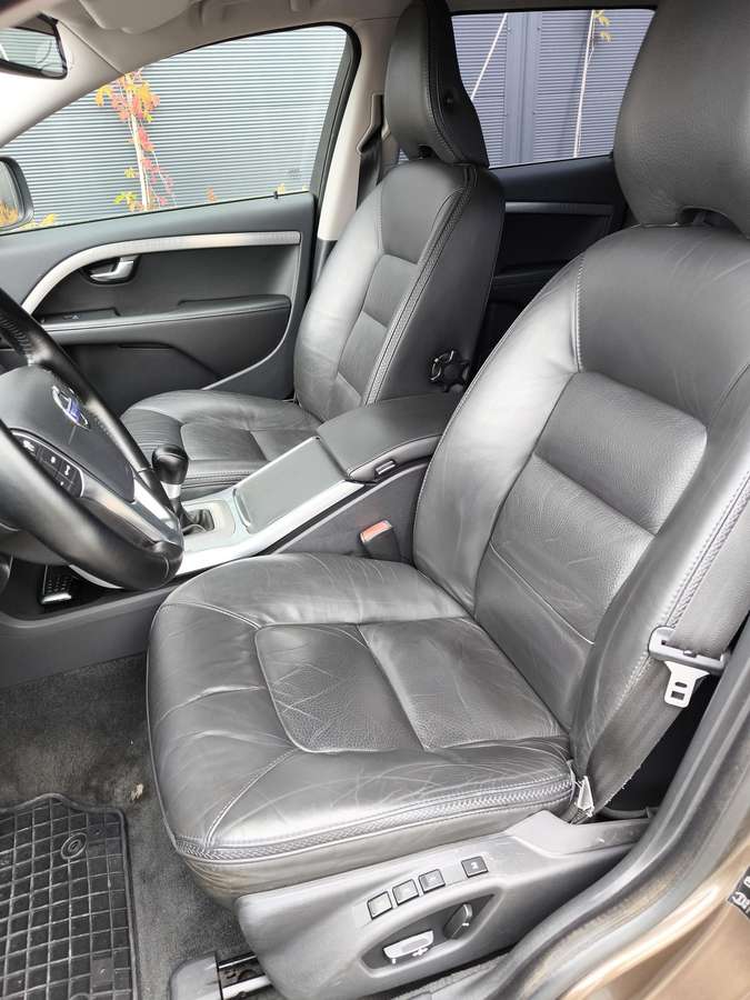 Volvo XC70, 2.4 l., Универсал