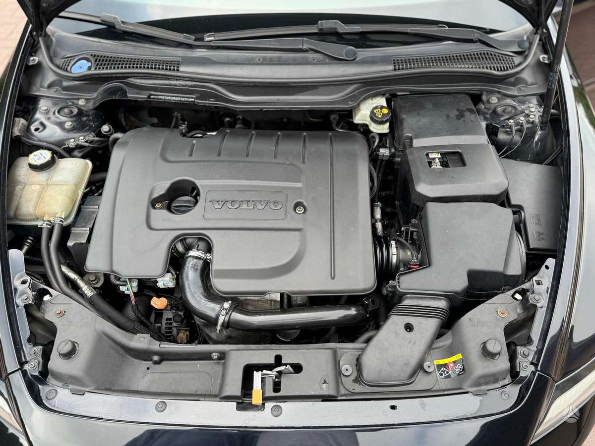 Volvo S40, 1.6 l., Седан