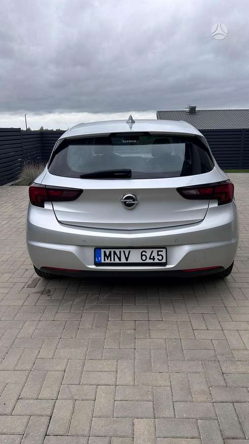 Opel Astra, 1.6 l., Хэтчбек