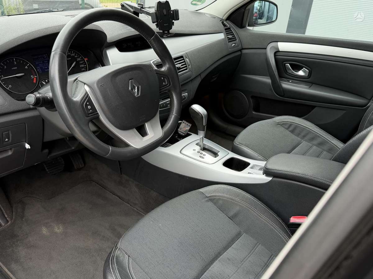 Renault Laguna, 2.0 l., hatchback