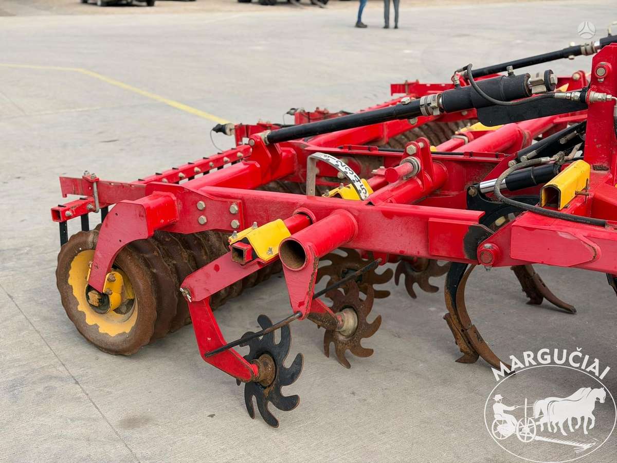 Vaderstad TopDown 400, 4 m, scrapers, scrubbers