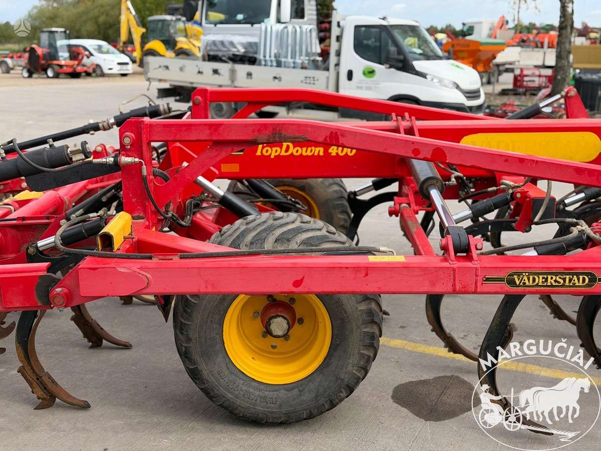 Vaderstad TopDown 400, 4 m, scrapers, scrubbers