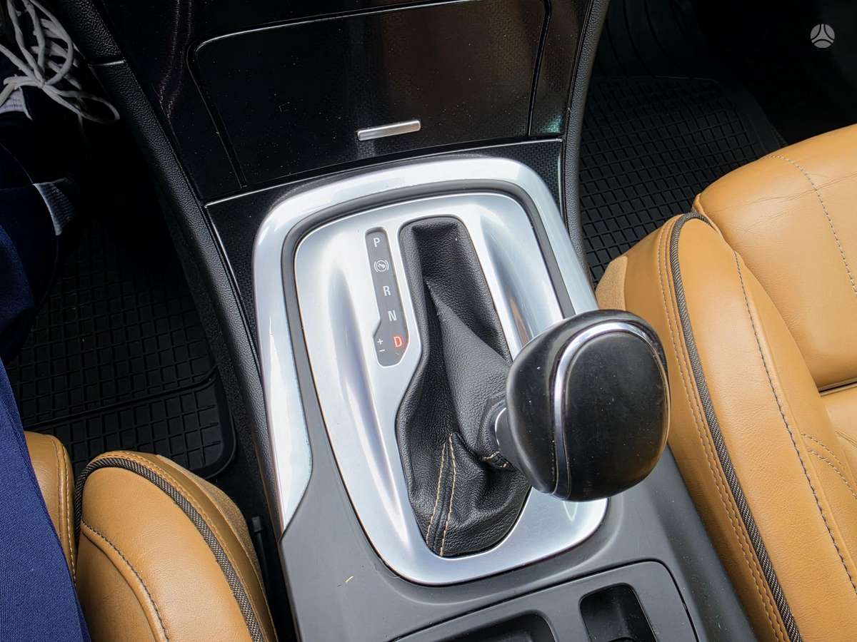 Opel Insignia, 2.0 l., wagon