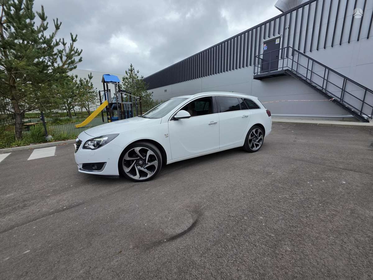 Opel Insignia, 2.0 l., wagon