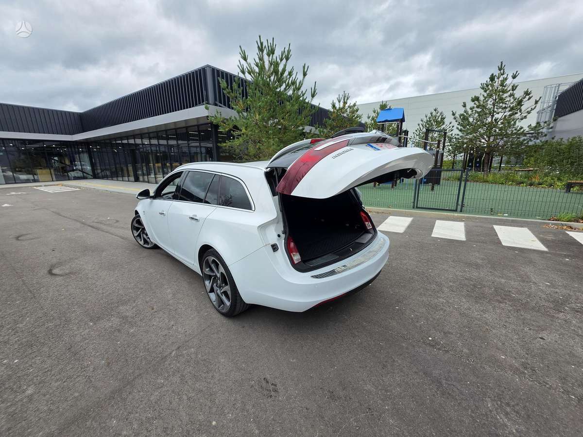 Opel Insignia, 2.0 l., wagon